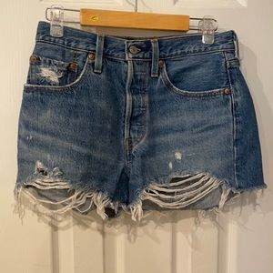 Women’s Levi shorts